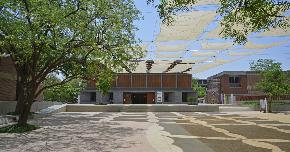 CEPT University logo